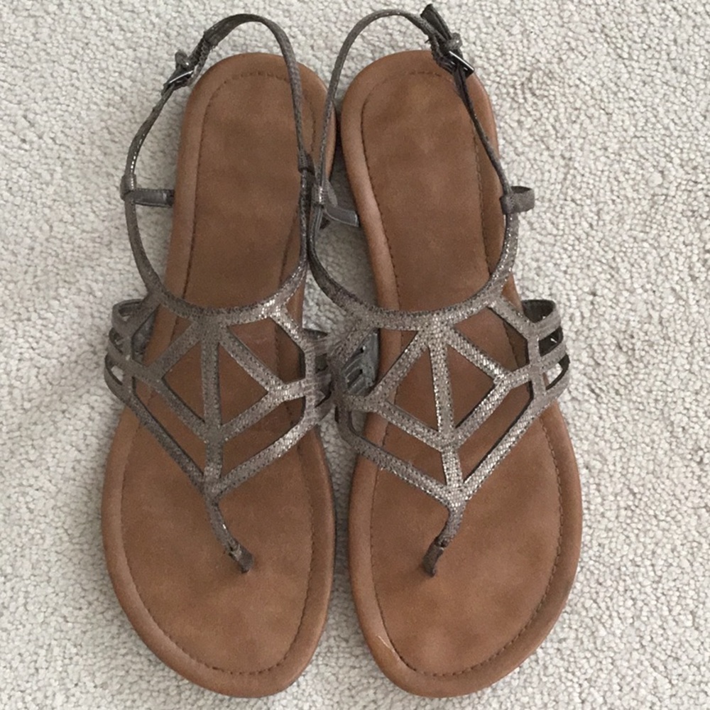 Women sandals size 10